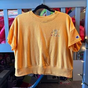 Champion lightweight oversized cropped shirt Size Small